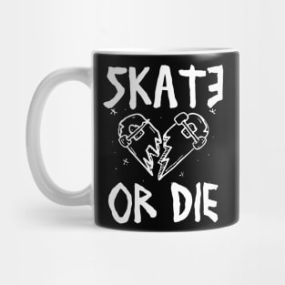 Old School Skate or Die Vintage Aesthetics Skateboarding Streetwear Mug